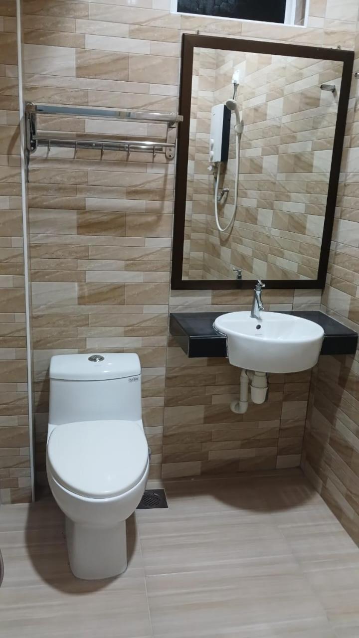 Weng Kong Homestay Slim River Kültér fotó